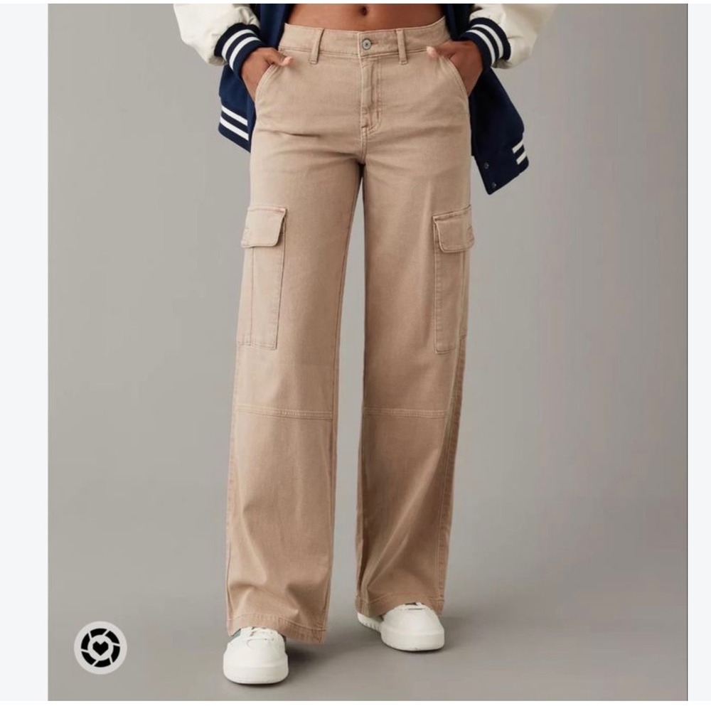 American Eagle Dreamy Drape Stretch Cargo Pants Women's Size 2 Tan Khaki Soft
